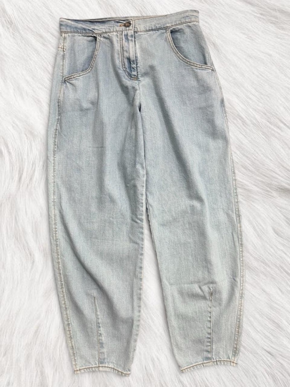 OSKA ISCHIKO light wash barrel jeans sz 28”